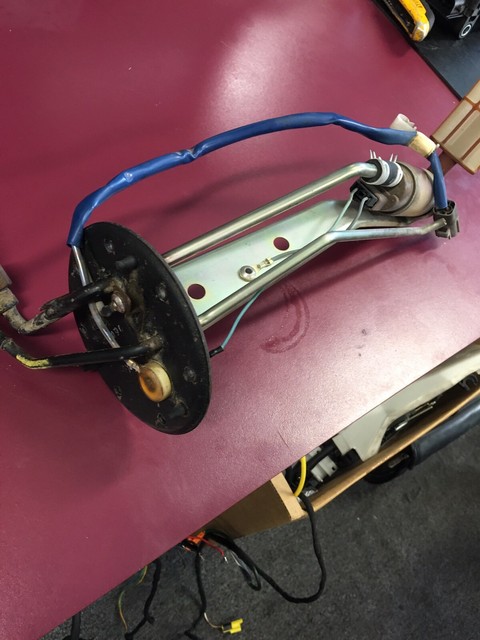 OEM 1994 94 Toyota Pick Up Truck Fuel Pump - Used | eBay