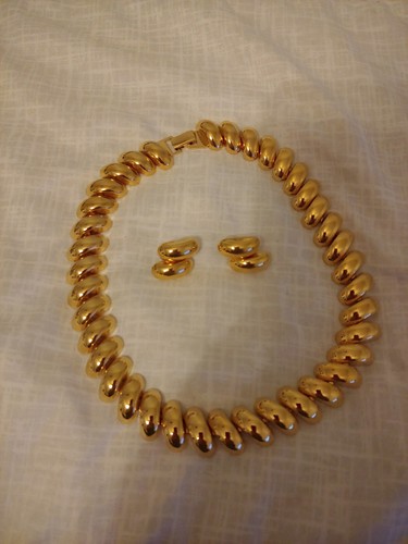 vtg signed napier choker necklace Earrings Domed Link Gold Brushed Exc Condition - Picture 3 of 7