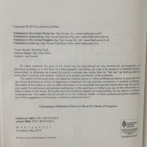 Book entitled “Medical Medium Celery Juice” by Anthony Williams - Picture 7 of 10
