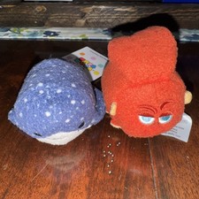 Disney Tsum Tsum Mini Plush Finding Dory - Hank the Octopus and Mr Ray with tags