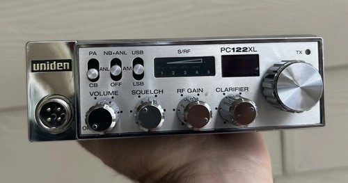 Excellent! UNIDEN (Model PC122XL) 40 Channel CB RADIO + EXTRAS!!!! Tested! - Zdjęcie 4 z 14