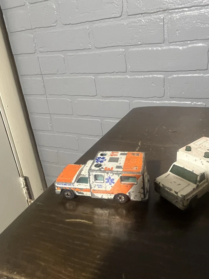 批量 7 件 复古救护车和消防车 各种制作 火柴盒 风火轮 — 第 2/4 张图片