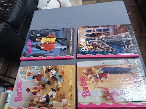 Lot of 30 Plus 1990s Vintage Barbie & Friends Book Club Grolier Hardcover Books - Foto 7 di 7