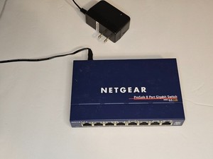 6June1_1     NETGEAR ProSafe GS108 v2 8-Port Gigabit Ethernet Switch