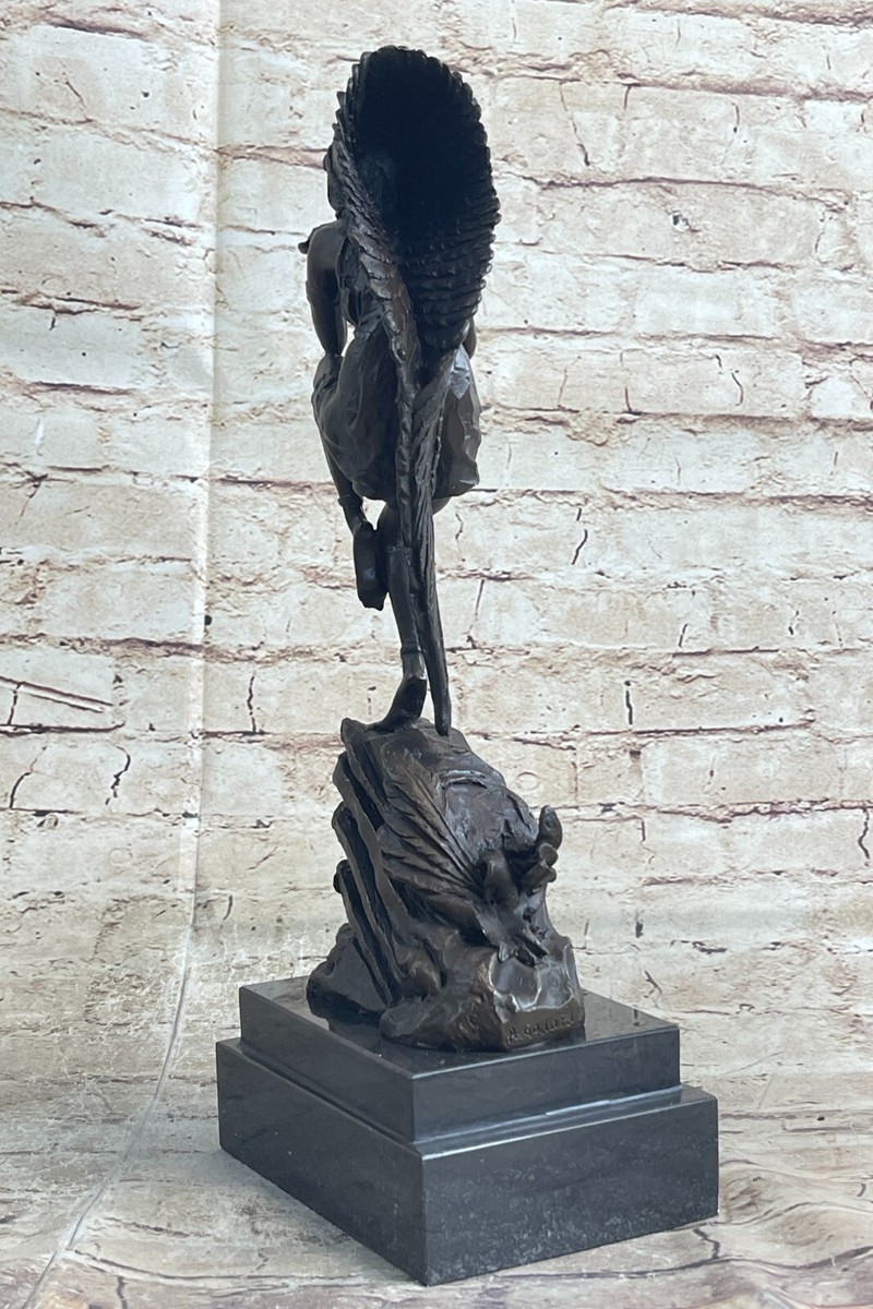 STATUE SCULPTURE EN Bronze Et Marbre De Chef Indien Américain Avec Un