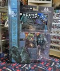 New ListingMcFarlane - Pacific Rim - 4" Leatherback (Kaiju) Figure Playset & Comic [New Toy
