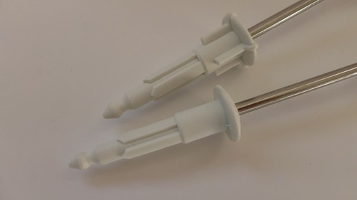 Escoba agitadora Bosch, Siemens, juego Comfort izquierda y derecha con bolitas 00651065 - Imagen 3 de 3