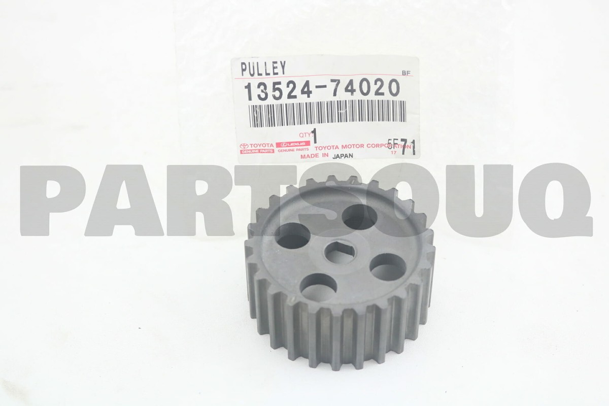 1352474020 Genuine Toyota PULLEY, OIL PUMP DRIVE SHAFT 13524-74020
