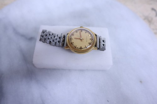 Nice Vintage Used Timex Men's Watch 260602473 W/ Stainless Steel Stretch Strap - Picture 3 of 8