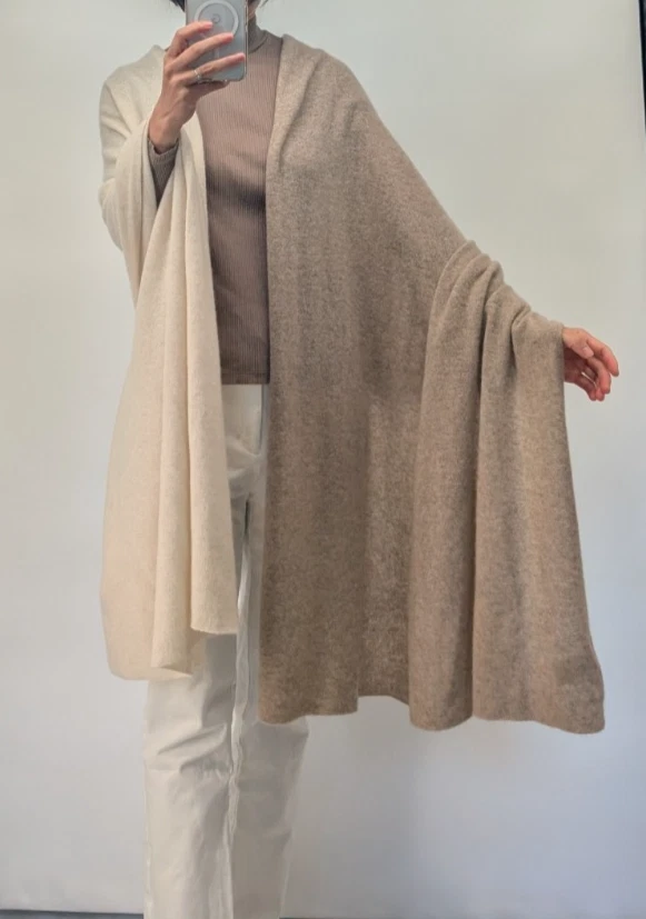 NWOT White + Warren Colorblocked Cashmere Travel Wrap Natural/Beige 81'' x 36'' - Image 4 of 4