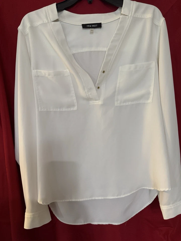 Nine West Classic WHITE Blouse Size L Long Sleeve Button Front - Image 3 of 4