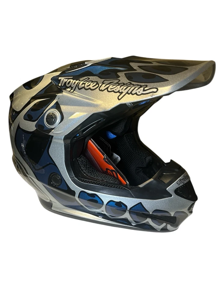 Troy Lee Youth SE4 Polyacrylite, Skully Silver ; Size Youth Medium 50-51cm - Image 3 of 4