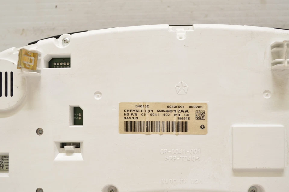 Cuadro de instrumentos velocímetro Dodge Journey 2014 14 144 k millas S7 009 Foto 3 de 4