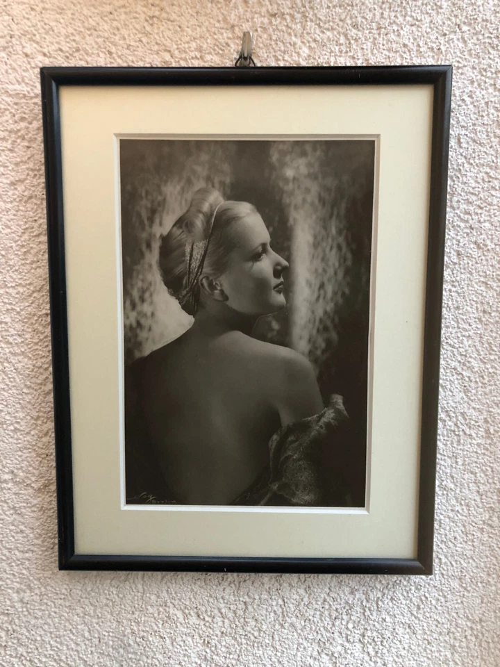 altes Foto # WOG Manassè # Weiblicher Rückenakt # Silbergelatine-Abzug # um 1940 - Bild 4 von 4