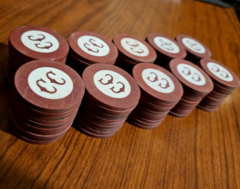 Lot 100 Rd CC CARSON CITY Casino Vintage Gambling poker chip Monogram Crest Seal