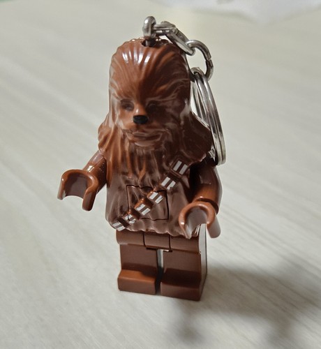 LEGO Star Wars Chewbacca LED Light up 3" Keychain Keyring Torch 2015 - Picture 4 of 5