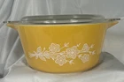 Vtg Pyrex Butterfly Gold Casserole 474-B With 474-C Lid