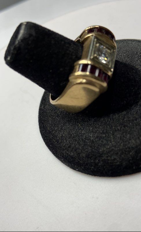 Solid 14K Gold Diamond Ruby Baguette Size 8 Ring … - image 5