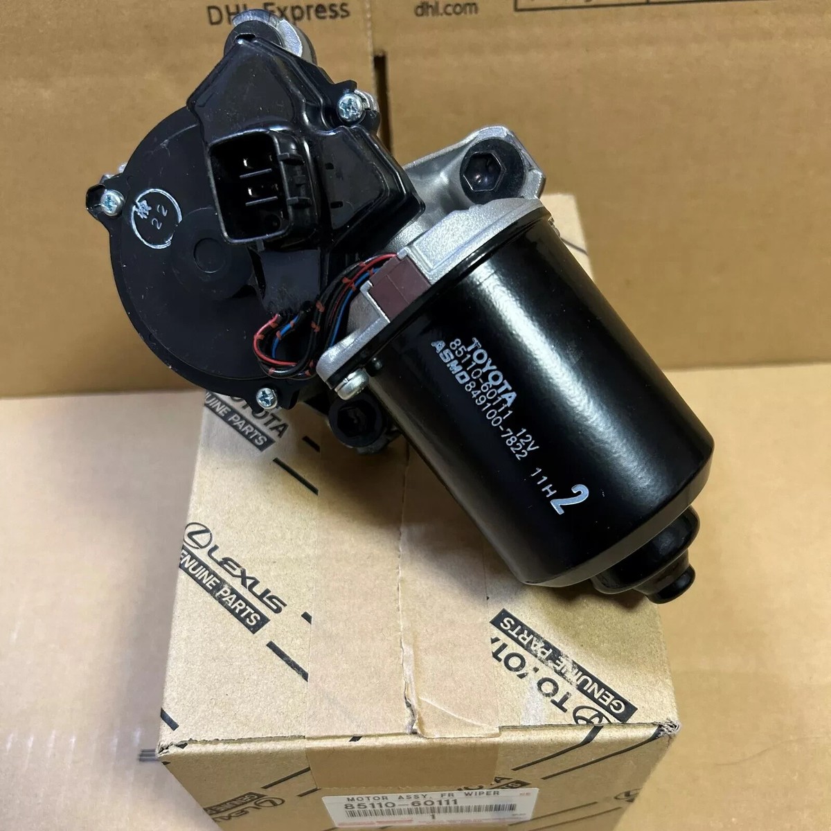 TOYOTA Genuine OEM Windshield Wiper Motor ASSY 85110-60111