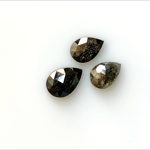 Diamante natural suelto en forma de pera 0,93 quilates 5,25 mm sal y pimienta diamante LQ1998 - Vídeo 1 de 1