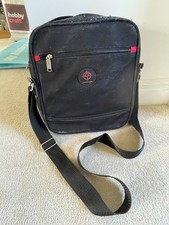 Crossbody Umhängetasche schwarz Outlet Reise...