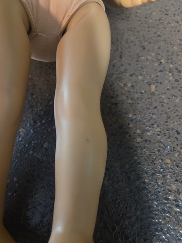 American Girl 18" Doll- Blonde Hair Blue Eyes - Picture 9 of 9