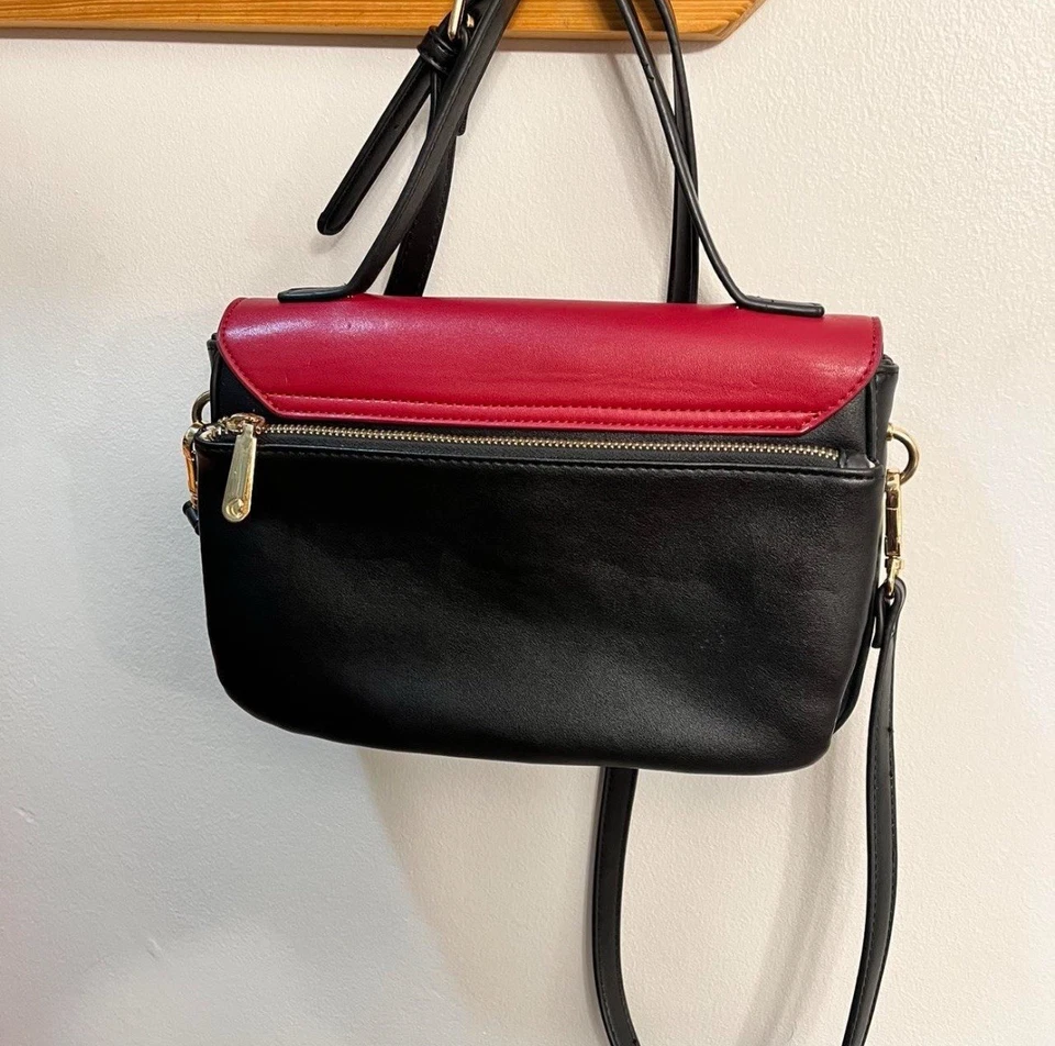 Charming Charlie Women's Small Crossbody Bag With Heart Closure - Image 3 of 4