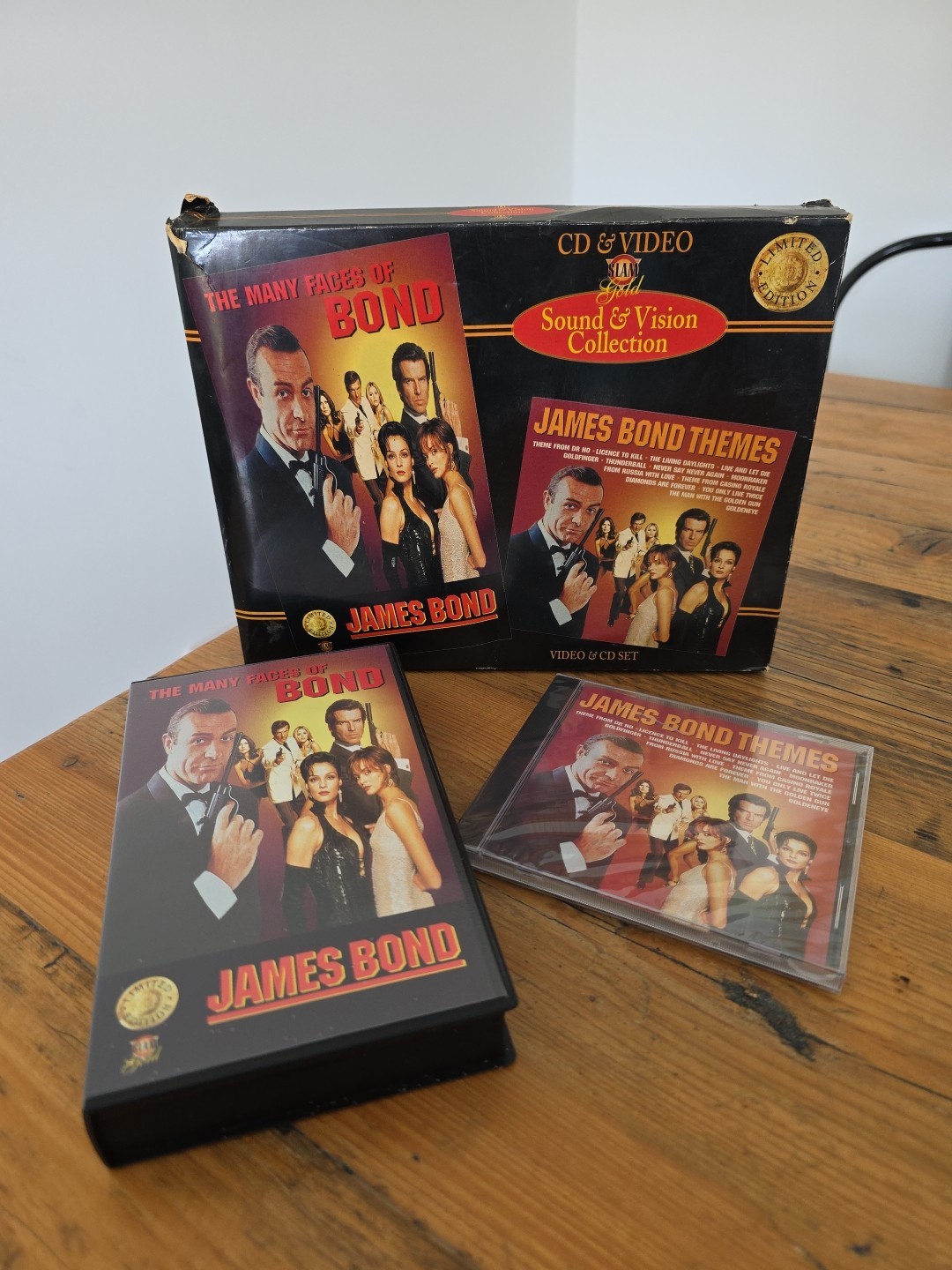 JAMES BOND SOUND AND VISION COLLECTION - THE MANY FACES OF BOND CD AND VIDEO
