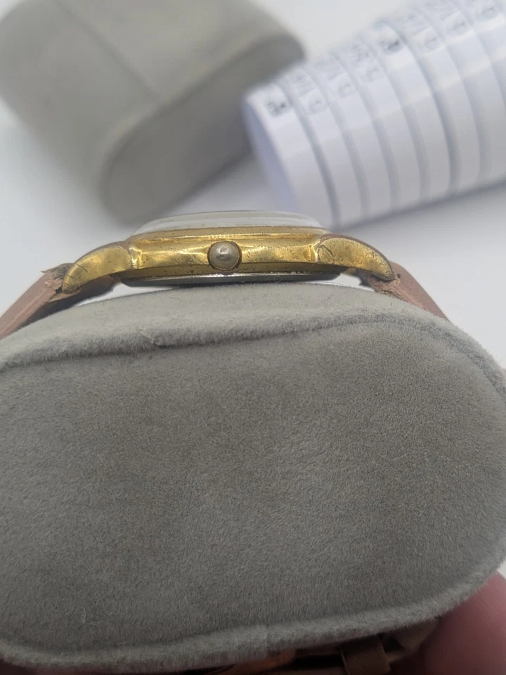 Reloj De Colección Fossil Sk-5015 Fregona Esqueleto Dial Funciona Pequeña Grieta A las 12.Tell Time Foto 4 de 4