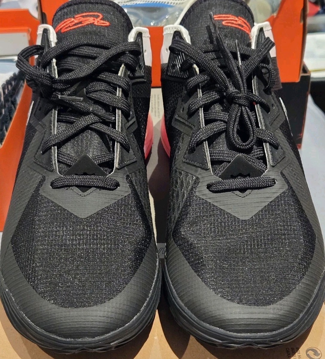 Nike Lebron XVIII 18 Low Heart Of A Lion CV7562-002 Men display picture 2