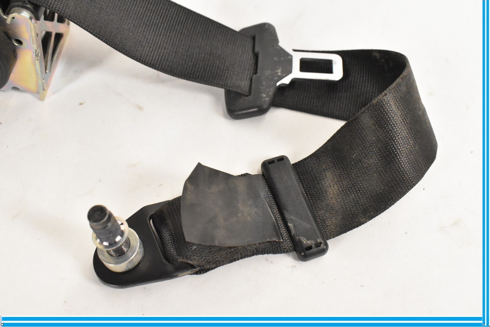 REAR OUTER SEATBELT RETRACTOR FITS RIGHT OR LEFT 2014-2020 MASERATI GHIBLI M157
