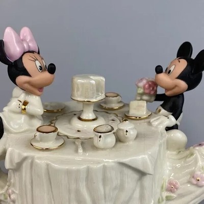 NEW OPEN BOX LENOX DISNEY MICKEY MINNIE TEAPOT WOODLAND PICNIC 24K 