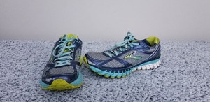 brooks ghost 6 size 9