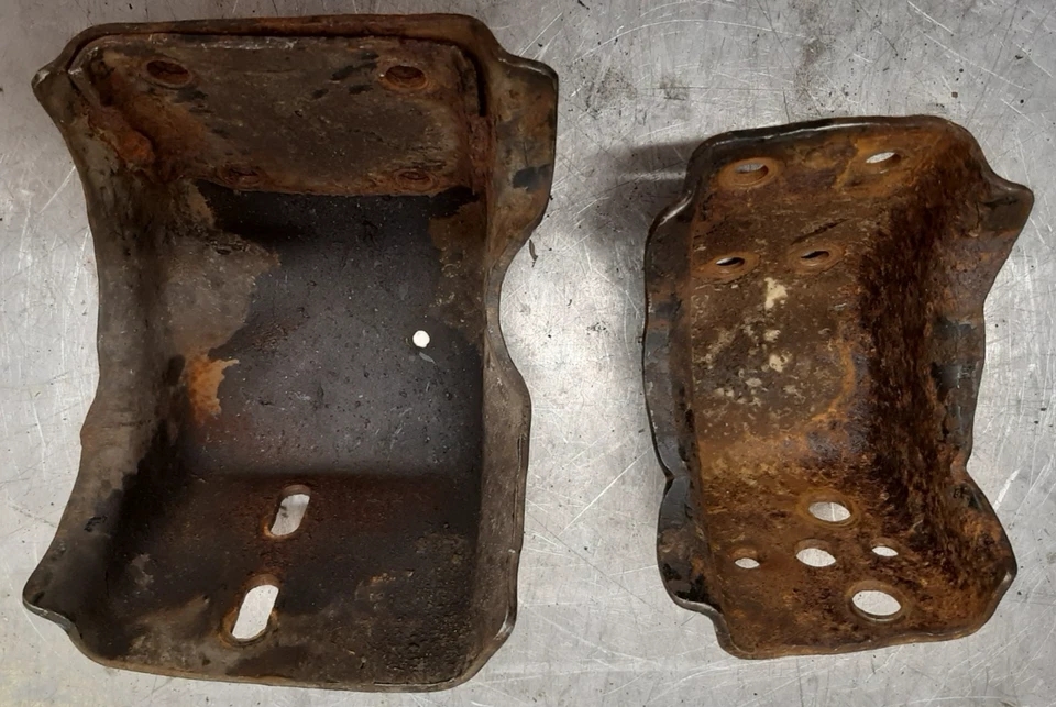 SOPORTES MOTO JEEP CJ V8 CJ5 CJ7 CJ8 COMPLETOS AMBOS LADOS 304 360 401 AMC ENVÍO GRATUITO Foto 4 de 4