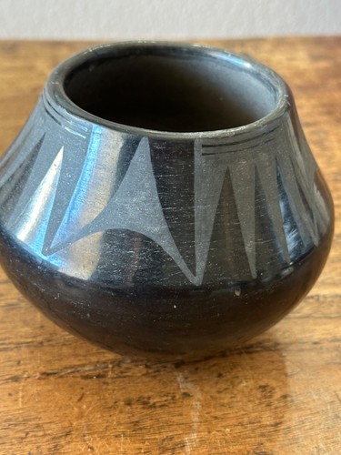 Marie + Santana San Ildefonso Black Pottery Jar 5" x 4"  1943-1956