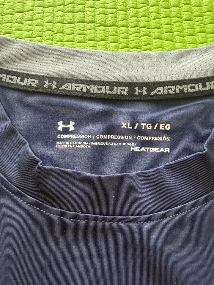 Under Amour HeatGear Short Sleeve Compression Größe XL - NEU & UNGETRAGEN - Bild 3 von 4