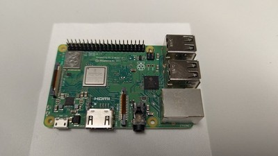 Raspberry Pi 3 Model B+ (unbenutzt & getestet)