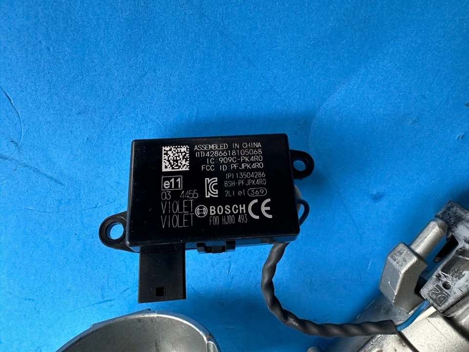 2012-2017 BUICK VERANO IGNITION SWITCH LOCK W/KEY & IMMOBILIZER -OEM 13504286 - Image 3 of 4