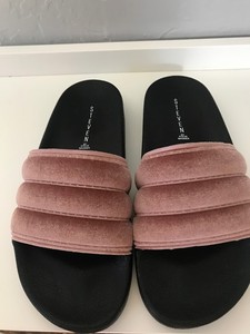 steve madden velvet slides