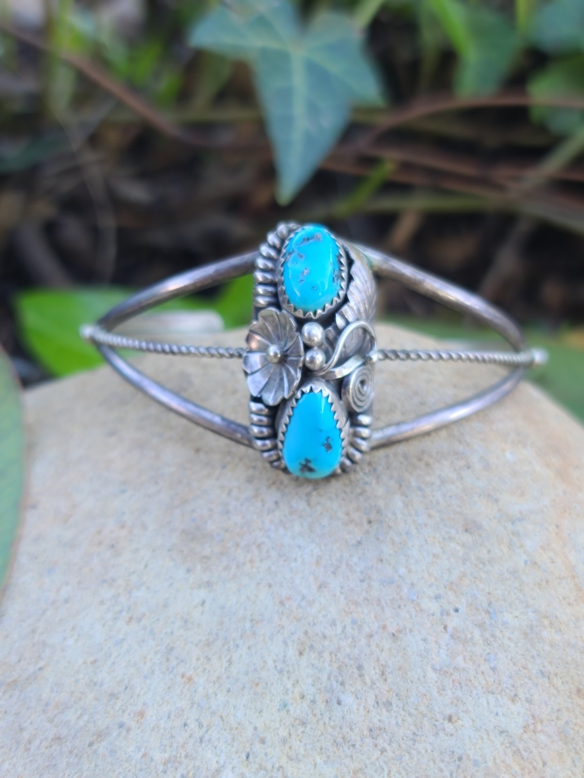 Vtg Native Solid Sterling Silver Turquoise Cuff B… - image 1