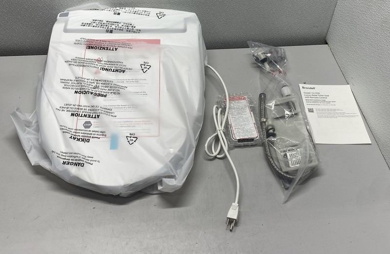 Brondell Swash Electronic Bidet Elongated Toilet Seat CL1700-EW