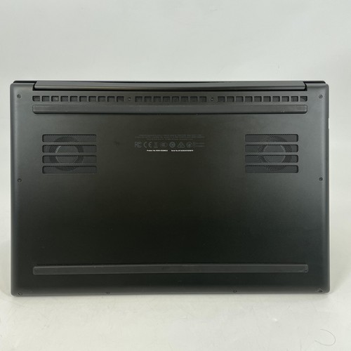 Razer Blade 15 Base 143Hz FHD 2.6 GHz i7-10750H 16GB 2TB/512GB SSD RTX 2060 - Picture 7 of 11