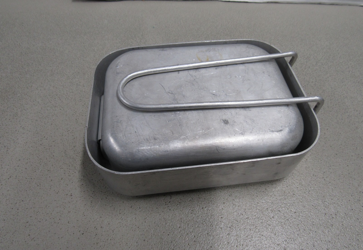 1981 Dutch Military Mess Kit Cooking Set 2 Piece Aluminum Pans