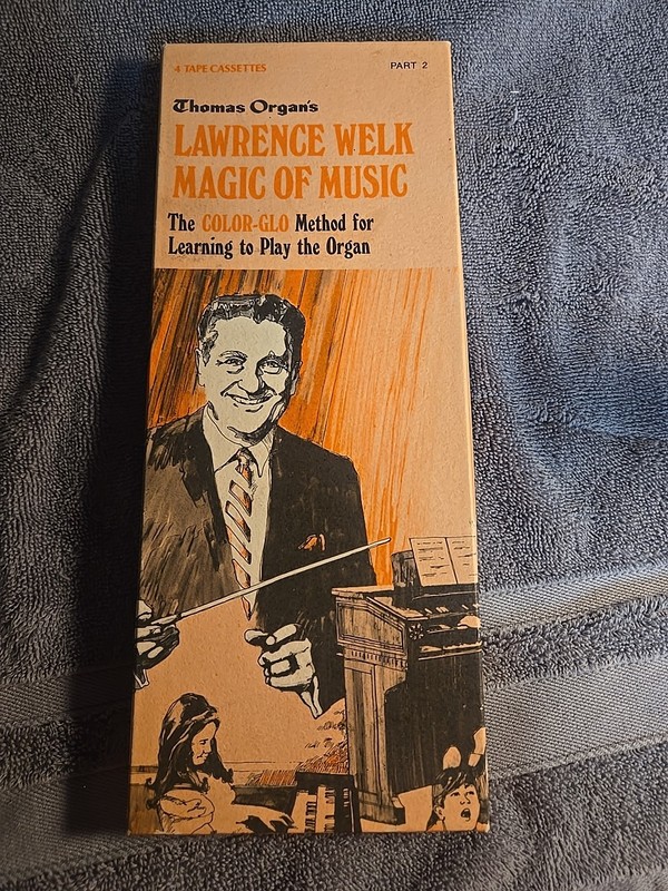 Lawrence Welk Magic of Music The Color Glo Method for Organ 4 Tapes