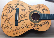 e street band podpisana gitara