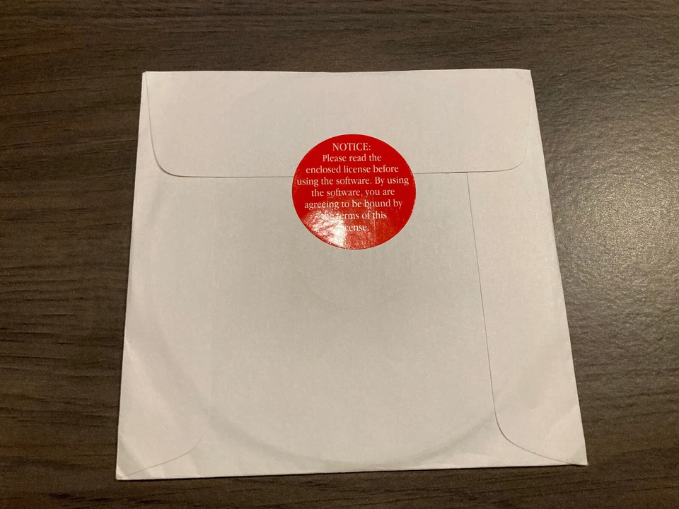 Apple Mac OS 8 CD ROM - SEALED - Image 2 of 2