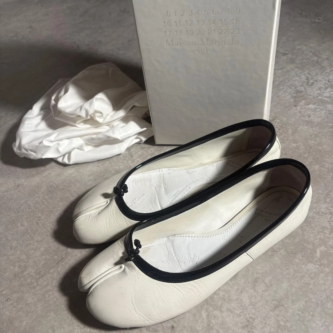 Maison Margiela Tabi Ballet Flat Pumps EU:36.5 US:6.5 White Black Leather