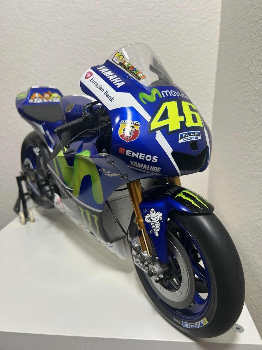 25+ Yamaha YZR-M1 Contemporary Manufacture Diecast Motorcycles