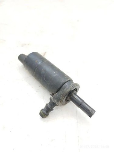 BMW 7 E65, E66, E67 Scheinwerferwaschmotor 8377613 3.60 Petrol 200kw 31905679