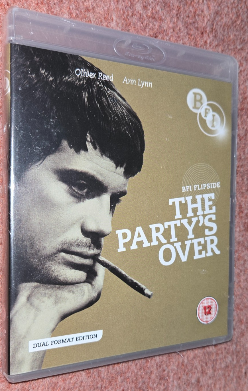 The Party's Over Blu-Ray (2010) Oliver Reed, Hamilton (DIR) cert 12 2 discs NEW